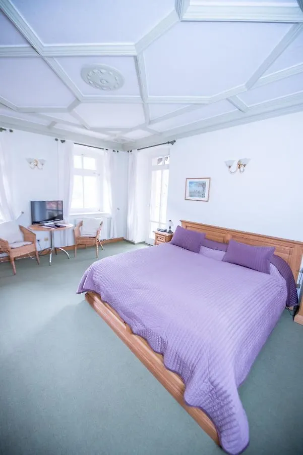 Bilz-Pension Radebeul 3*,